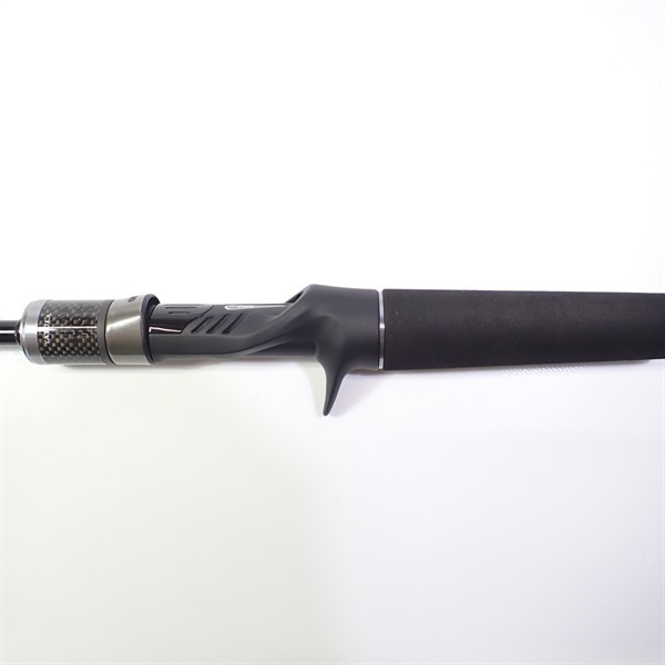 タトゥーラＸＴ６５１ＬＦＢ